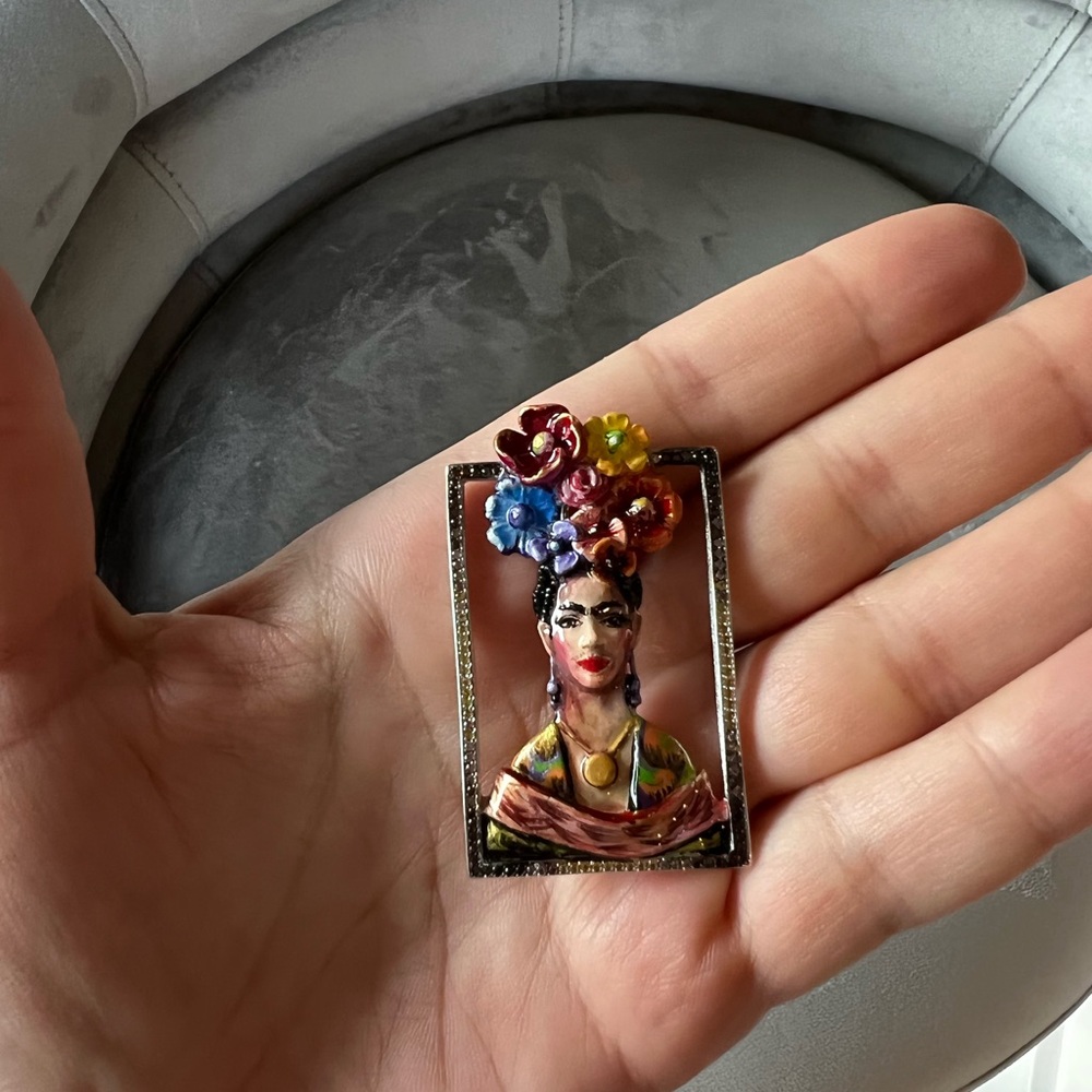 Handmade brooch, brand new